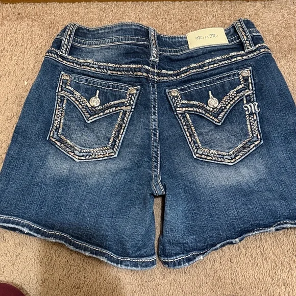 Miss me shorts - Picture 2 of 2